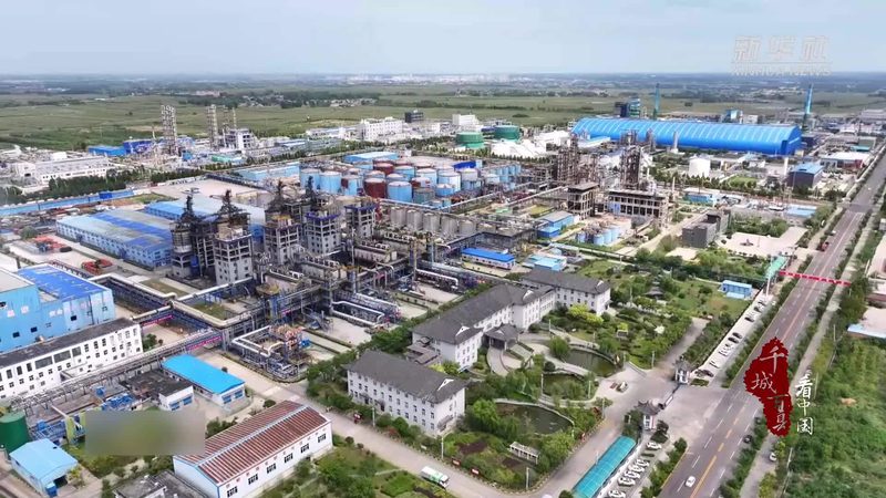 工程塑料与金属材料：性能对比与应用解析